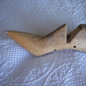 Vintage wood shoe mold St Louis